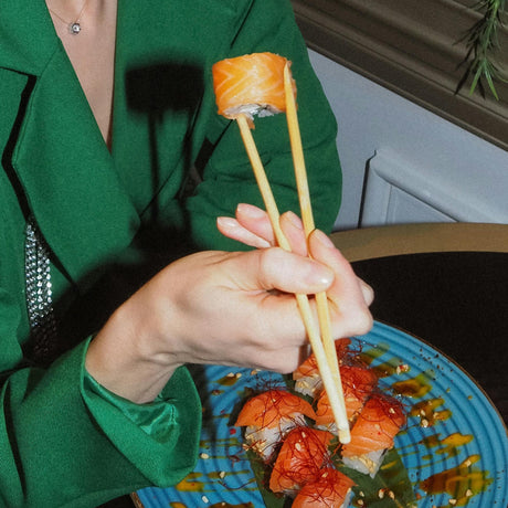 [1,000ct] 7.9" Red Paper Wrapped Bamboo Round Chopsticks