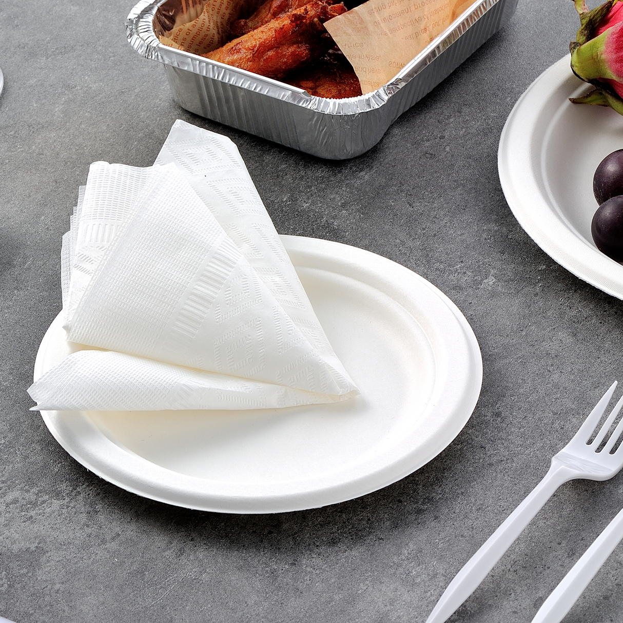 [4,000ct] 17" x 17" 1-Ply Dinner Napkins | 1/4 Fold | White
